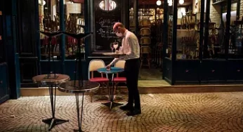 Fransız Hakimler Yasağa Rağmen Lokantada Yemek Yerken Yakalandı